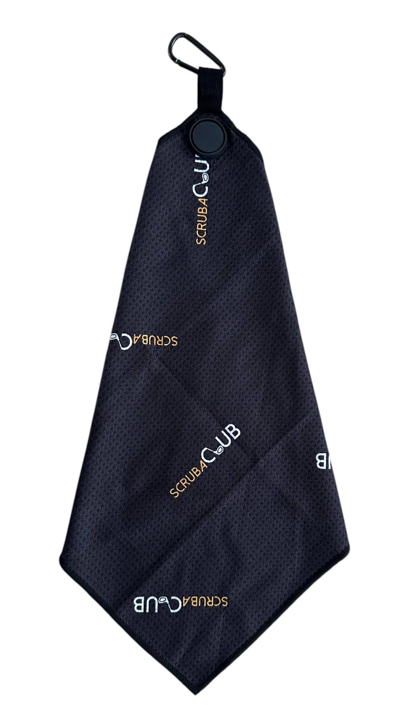 Scrubaclub Towel with Magnetic Clip - Linear Logo
