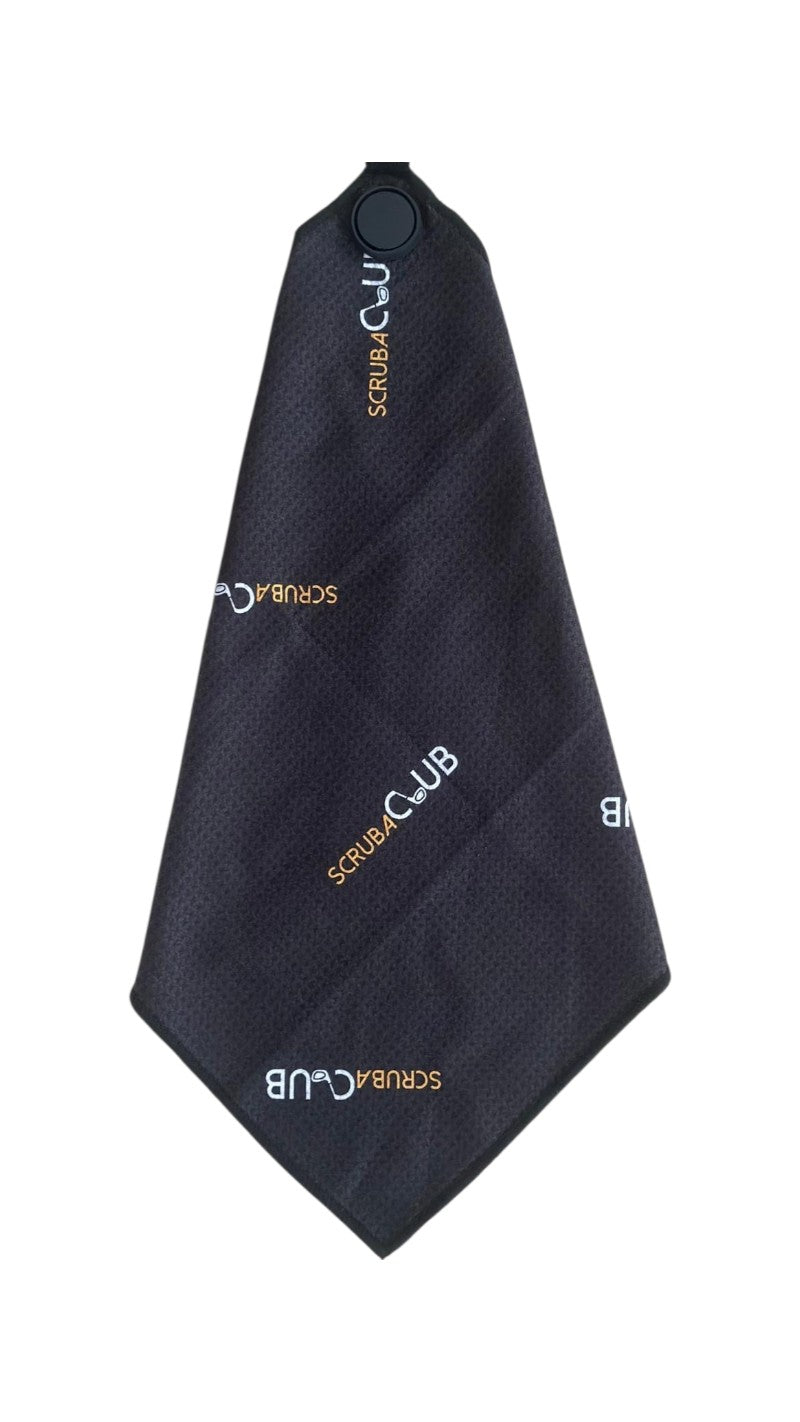 Scrubaclub Towel with Magnetic Clip - Linear Logo