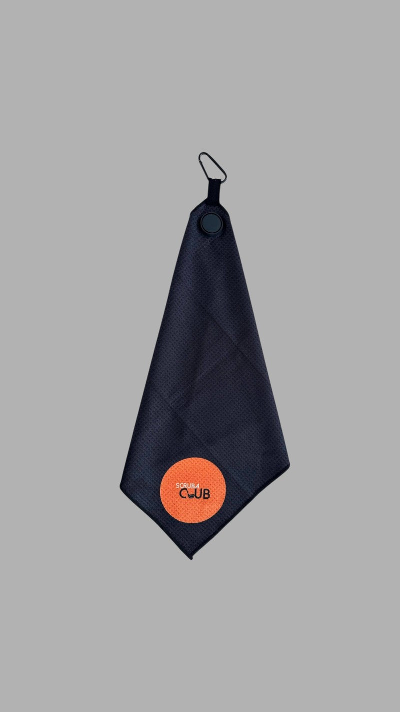 Scrubaclub Towel with Magnetic Clip - Circle Logo