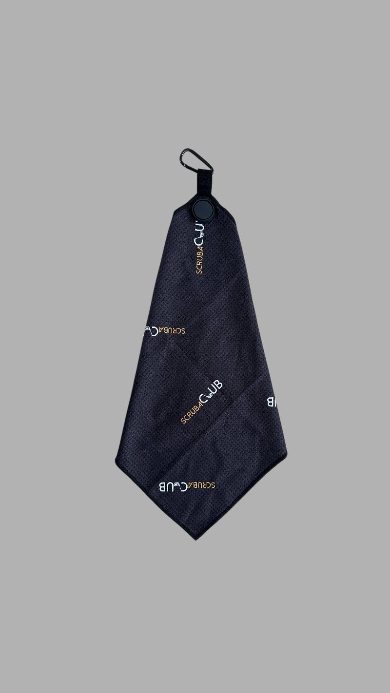 Scrubaclub Towel with Magnetic Clip - Linear Logo